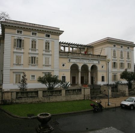 Accademia di Romania, camin de lux pentru bursieri