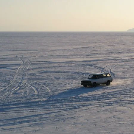 Baikal, 600 de kilometri de lac