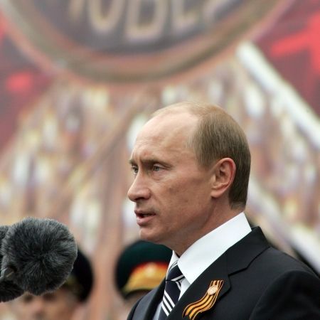 Putin iese la atac in apararea "Armatei Rosii eliberatoare