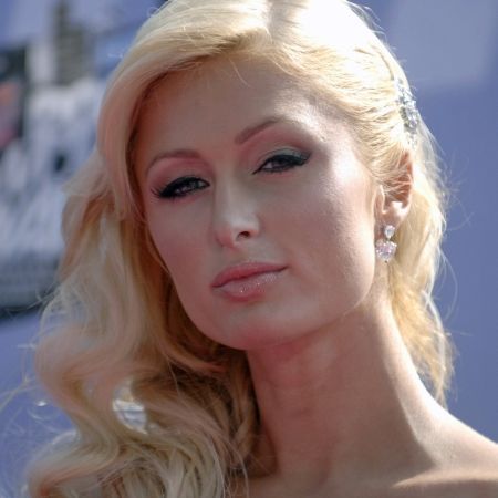 O alta Paris Hilton?