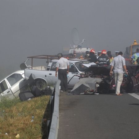 Fumul dens a dezlantuit iadul pe autostrada