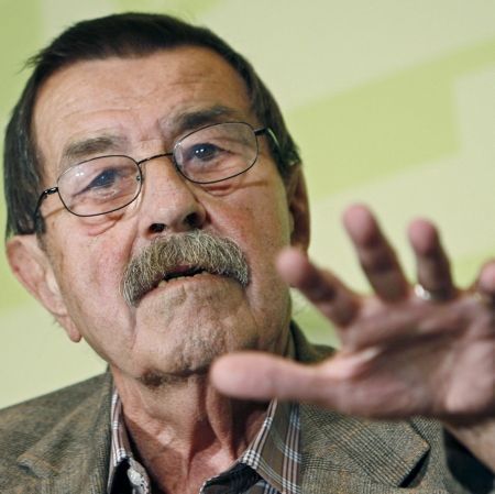 Gunter Grass aduce scandalul in Romania