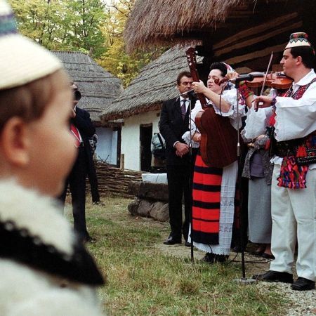 La Muzeul Satului a venit "Vara pe ulita"