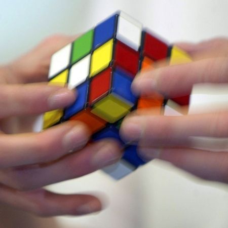 Cubul lui Rubik, rezolvat din 26 de mutari