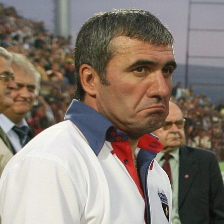 Hagi a demisionat prea tarziu