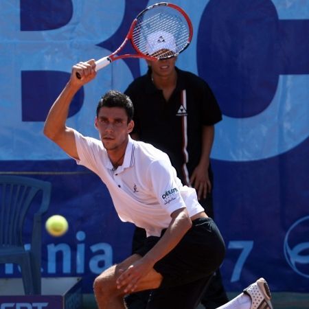 Victor Hanescu si Andrei Pavel merg mai departe