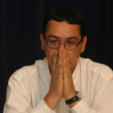 Victor Ponta a fost umilit de deputatii PSD