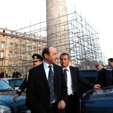 Basescu isi cere scuze