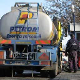 Profitul net al Petrom, aproape 200 de milioane de euro