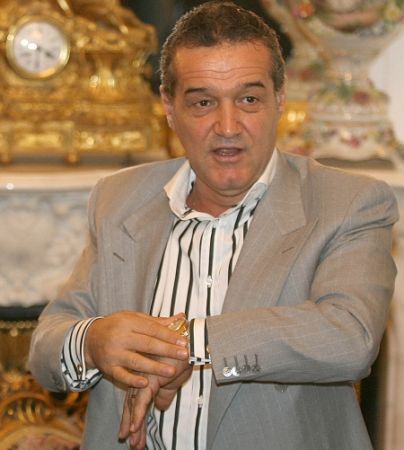 Gigi Becali si-a inventat o intalnire cu "premierul Angliei"