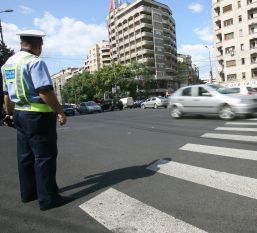 Mercurialul poliţistului superşpăgar