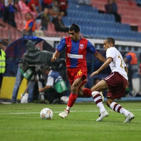 Steaua joacă pentru onoare