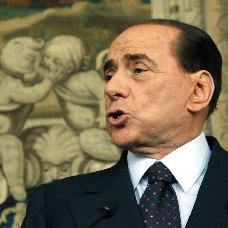 Berlusconi, frustrat de guvernul de tranziţie