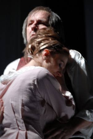 „Ce păcat că-i curvă“, incest pe scenă