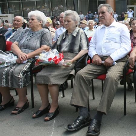 Grăbiţi-vă să vă faceţi pensia!