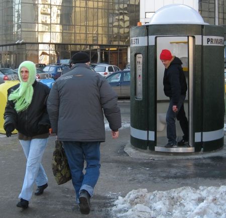 Toaletele automatizate au civilizat bucureştenii