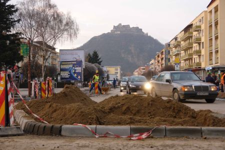 Amenajări urbanistice cu iz electoral la Deva