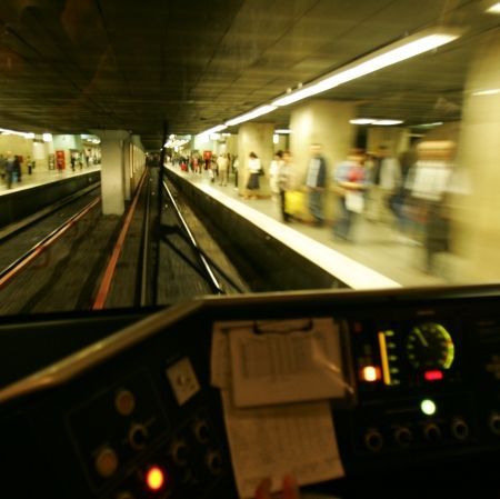 Automate pentru vânzarea cartelelor de metrou