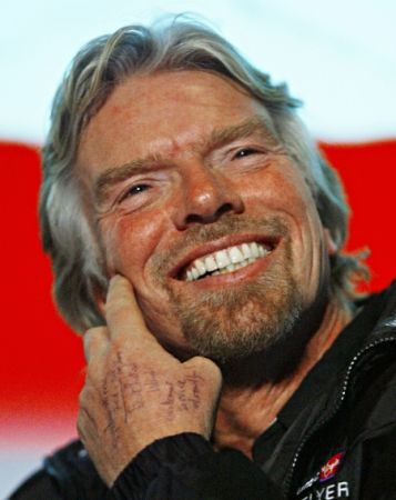 Branson duce Virgin în Rusia