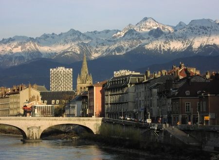 Grenoble şi vârfurile sale