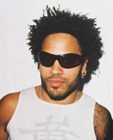 Lenny Kravitz, internat de urgenţă