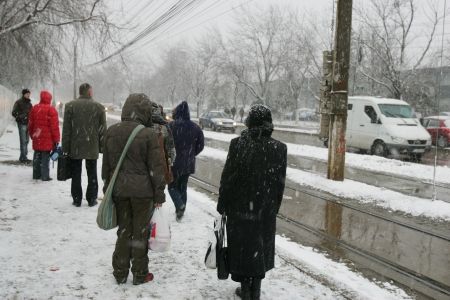 Ninsoarea a blocat oraşul