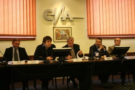 Alianţă pentru sancţionarea derapajelor jurnaliştilor