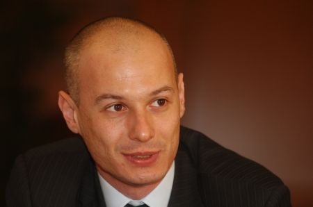 Bogdan Olteanu pledează pentru un guvern cu PSD