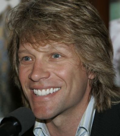 Bon Jovi colindă Europa