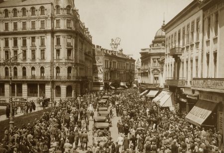 Poveşti de pe Calea Victoriei