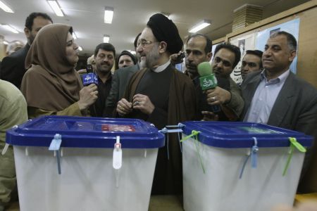 Reformatorii câştigă teren la Teheran