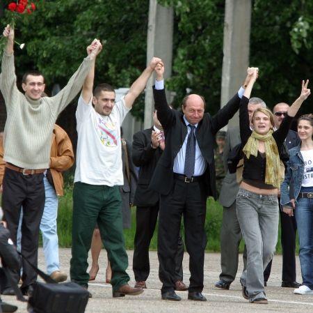 România a plătit eliberarea jurnaliştilor răpiţi