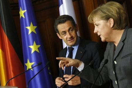 Sarkozy a mai luat un stilou