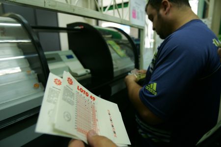 Trei milioane de euro, potul la Loto 6/49