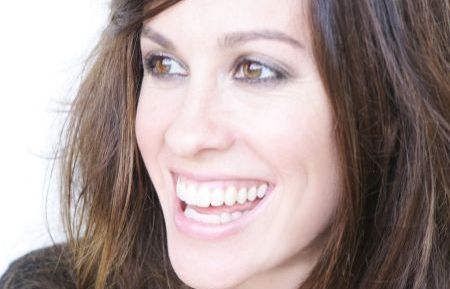 Alanis Morissette vine în România