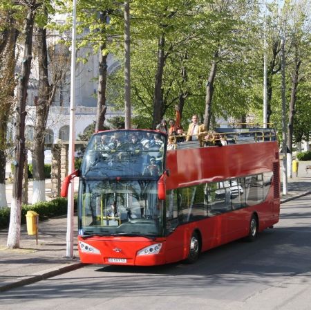 Constanţa: autobuzele supraetajate, scoase pe străzi de 1 Mai