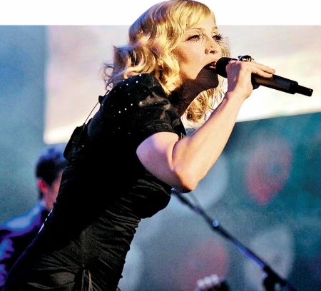 Madonna pleacă într-un nou turneu | VIDEO