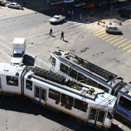 Nu aşteptaţi în staţii tramvaiele 16, 21 şi 19!