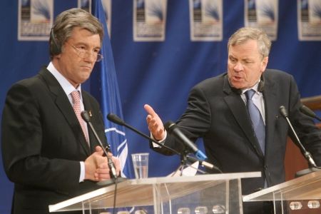 Scheffer: „Ucraina va deveni membru NATO“