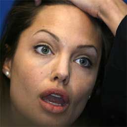 Angelina Jolie, sabotată la Cannes