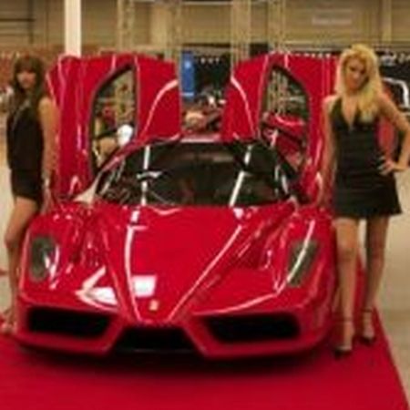 Ferrari, în vitrină la Otopeni