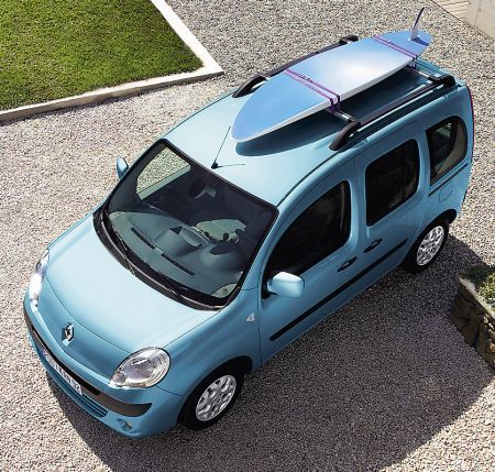 Renault a înlocuit Kangoo