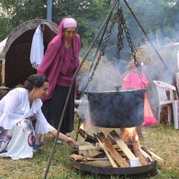 Românii din Italia suferă din cauza romilor