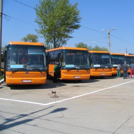 Românii se dau în vânt după autobuze