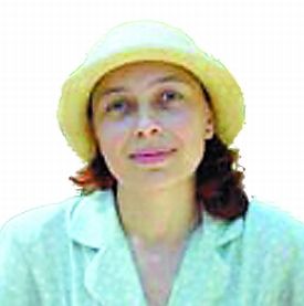 TAINELE FLORILOR: Drenează pământul violetei de Africa