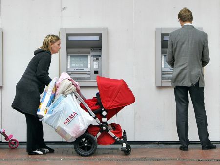 The banks are installing intelligent ATMs