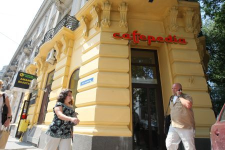 Cafepedia şi La Mama ies din Bucureşti