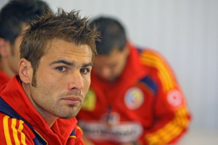 Fiorentina îi prelungeşte contractul lui Adrian Mutu