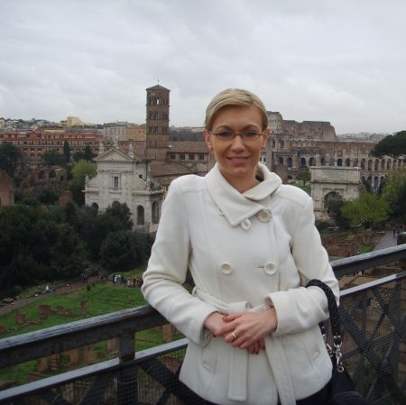 Izabela Caragea, turist pe cont propriu la Roma