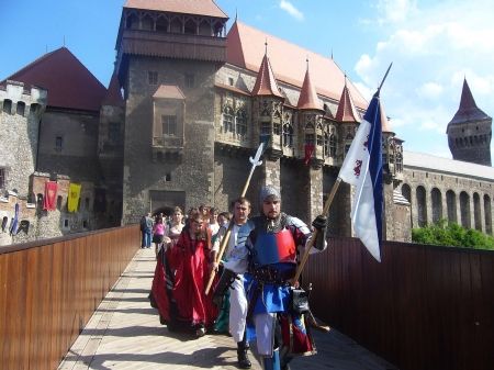Serbări medievale la castel
